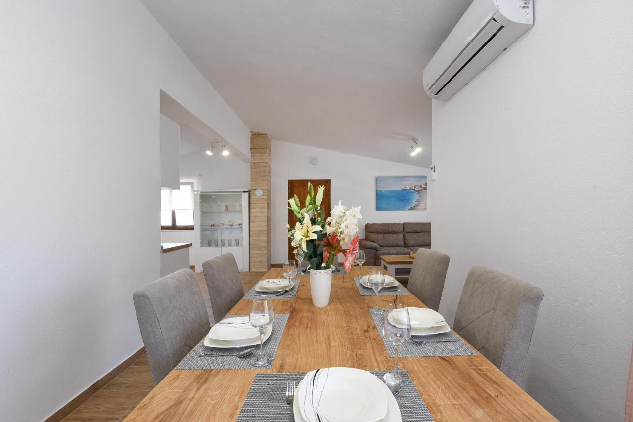 Apartman Magas With Private Pool Vinjerac Dış mekan fotoğraf
