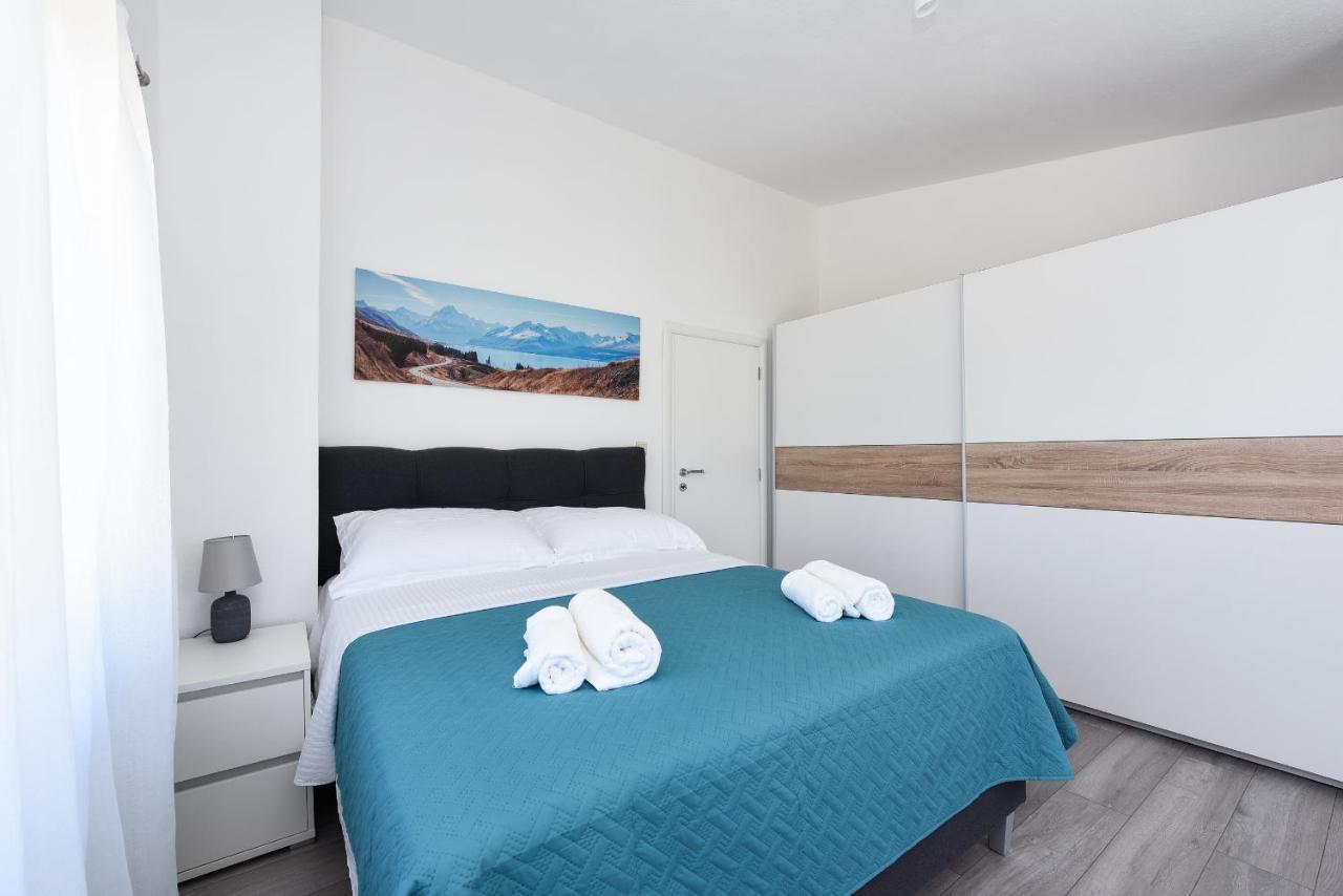 Apartman Magas With Private Pool Vinjerac Dış mekan fotoğraf